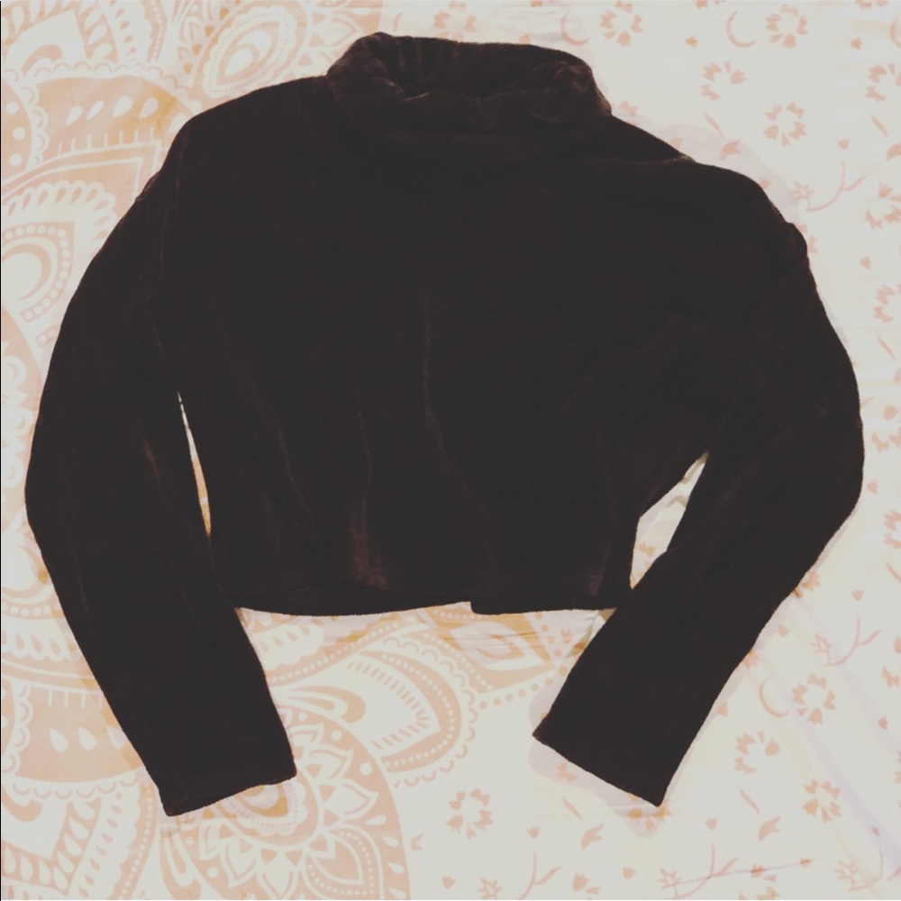 🔥POOF🔥NY🔥CROP SWEATER📸